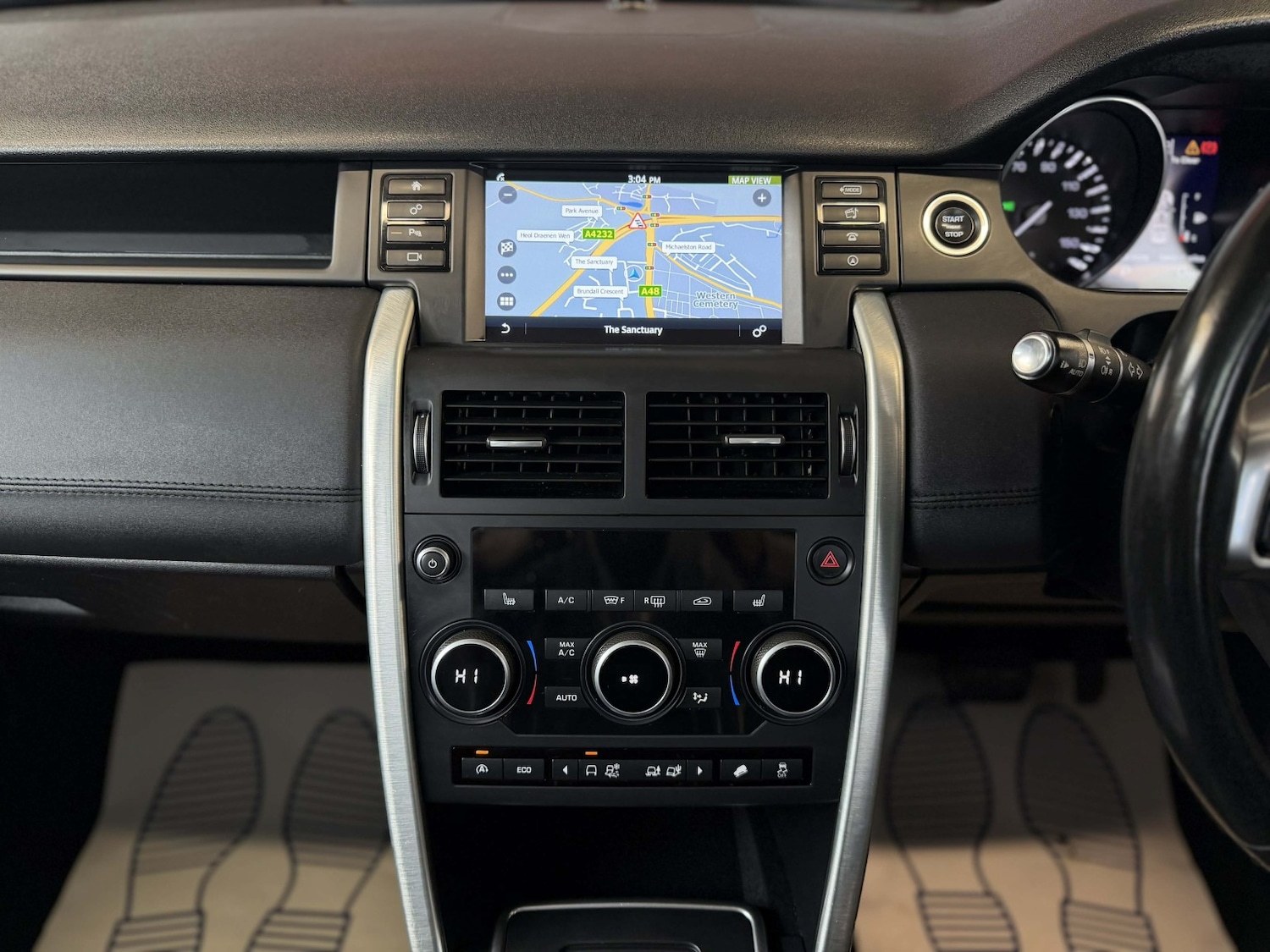 Used Land Rover Discovery Sport 2016 for sale - 78098179: Photo 14