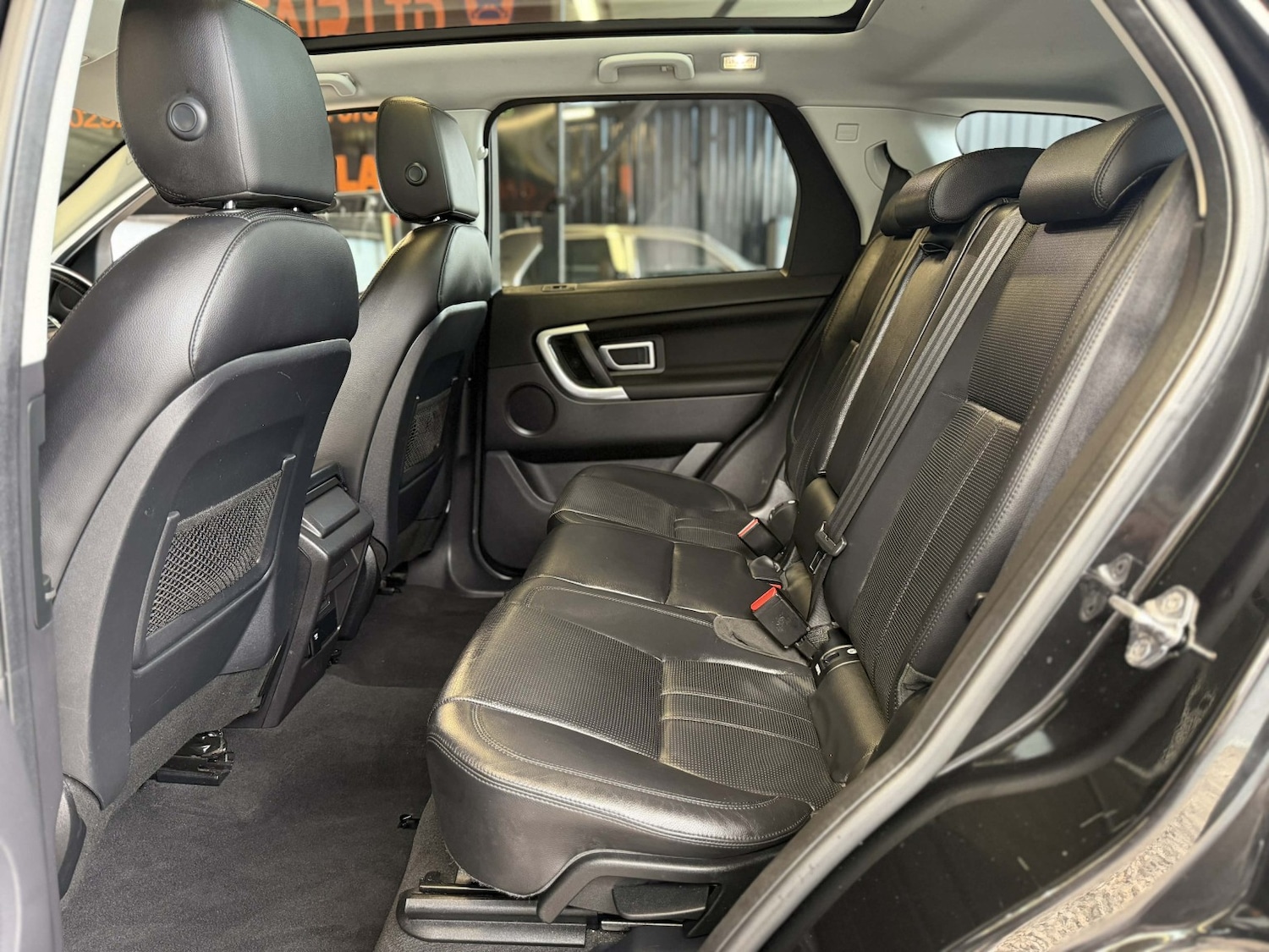 Used Land Rover Discovery Sport 2016 for sale - 78098179: Photo 18