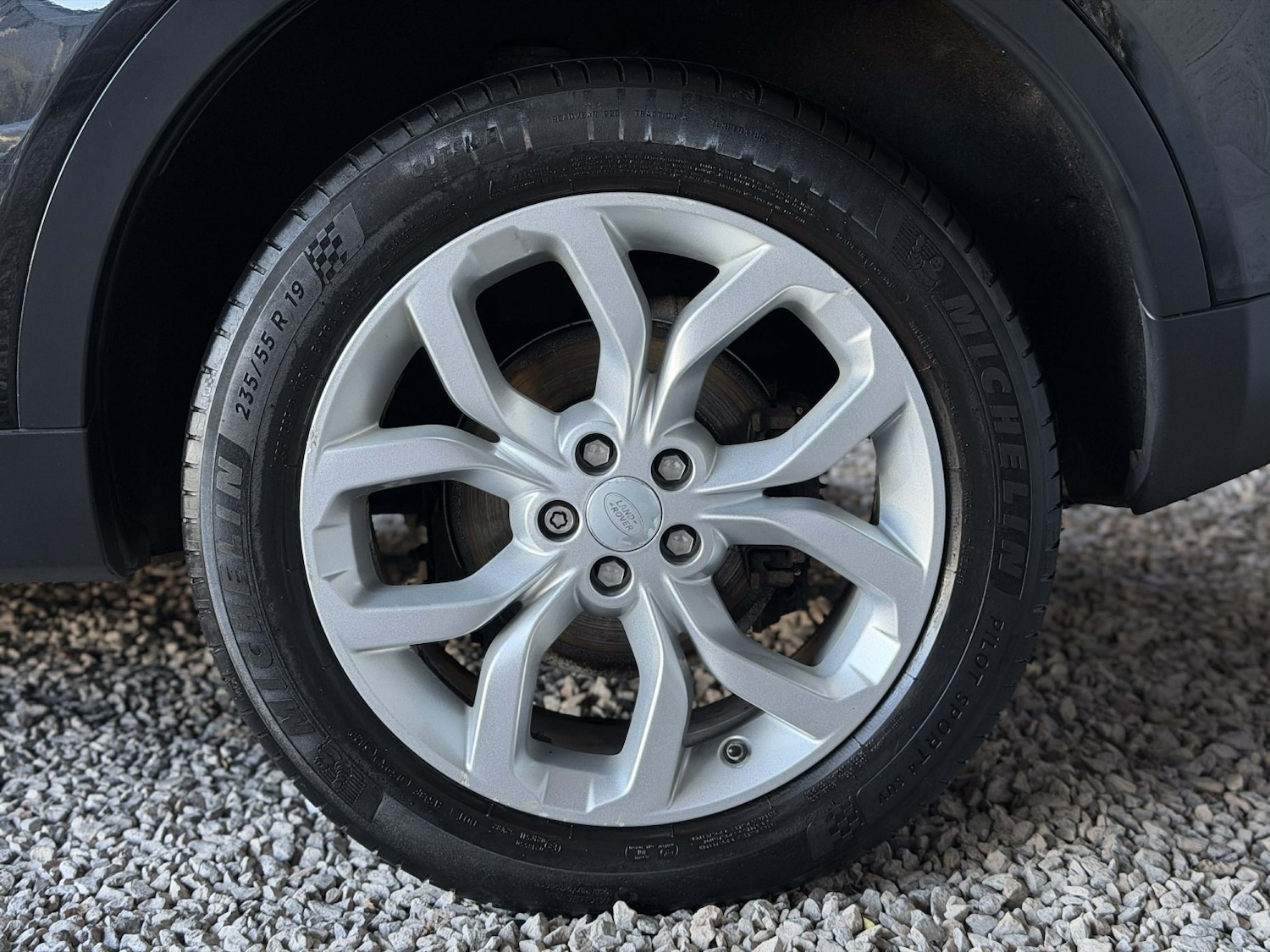 Used Land Rover Discovery Sport 2016 for sale - 78098179: Photo 26