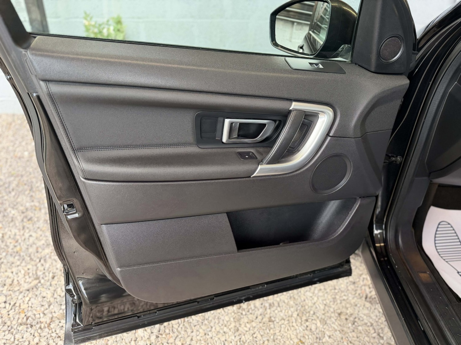 Used Land Rover Discovery Sport 2016 for sale - 78098179: Photo 30