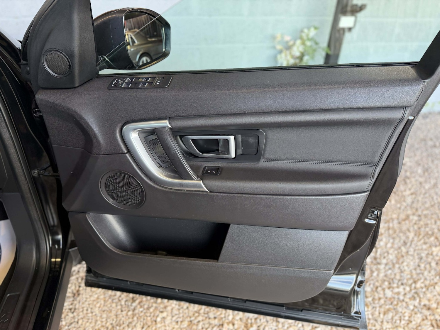 Used Land Rover Discovery Sport 2016 for sale - 78098179: Photo 31