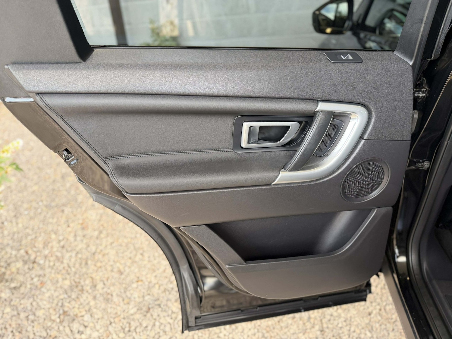 Used Land Rover Discovery Sport 2016 for sale - 78098179: Photo 32