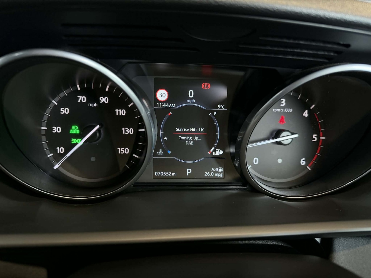 Used Land Rover Discovery 2017 for sale - 77897832: Photo 12