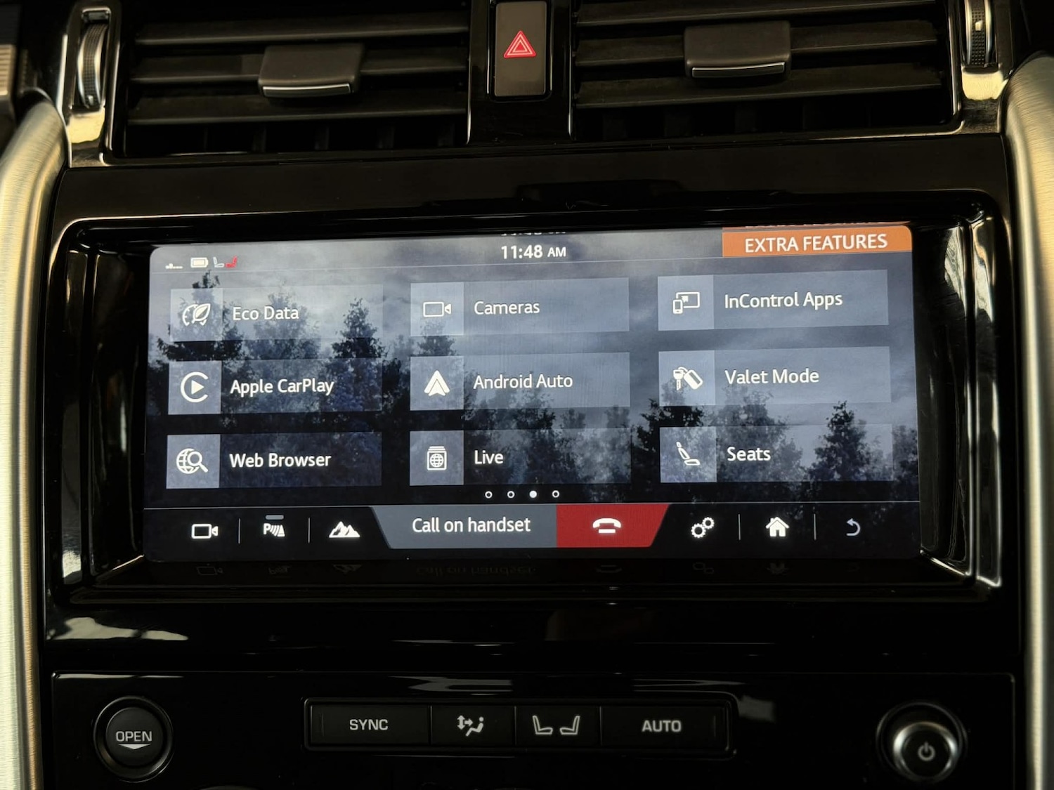 Used Land Rover Discovery 2017 for sale - 77897832: Photo 15