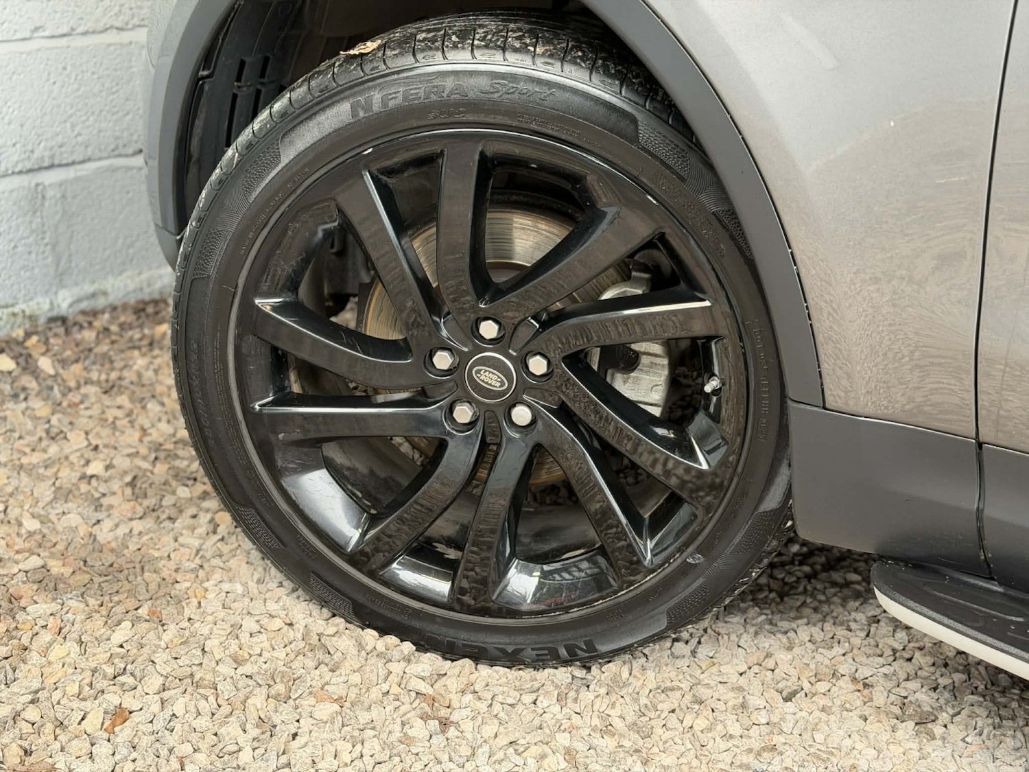 Used Land Rover Discovery 2017 for sale - 77897832: Photo 33