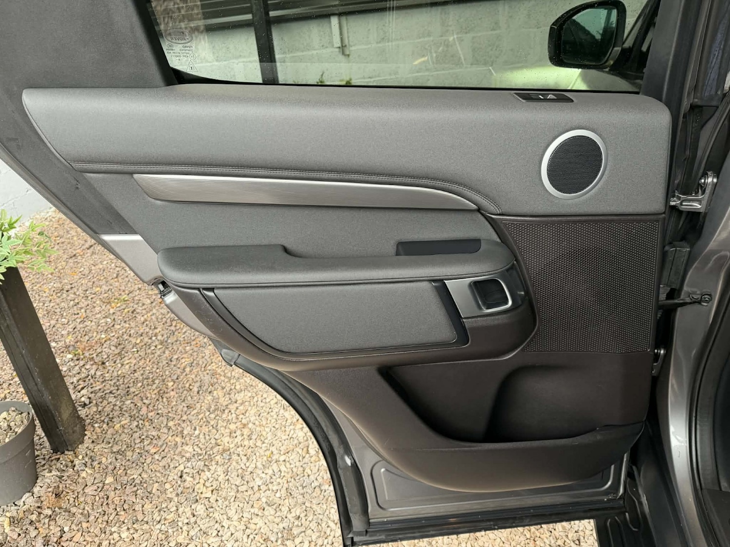 Used Land Rover Discovery 2017 for sale - 77897832: Photo 39