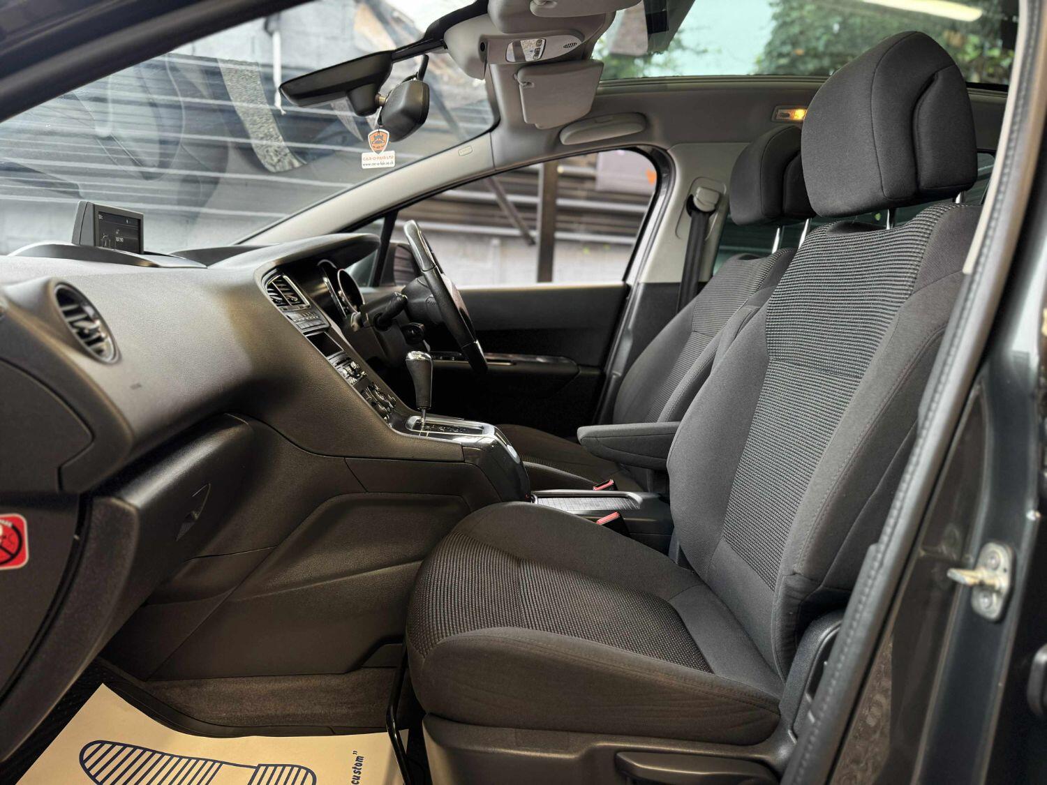 Used Peugeot 5008 2015 for sale - 76293182: Photo 10