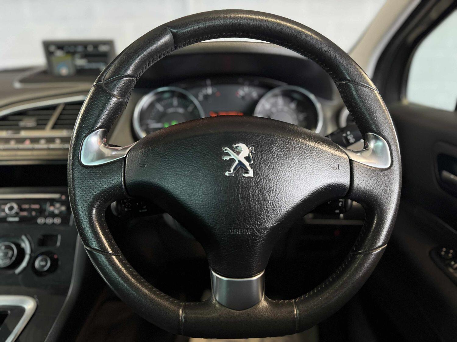 Used Peugeot 5008 2015 for sale - 76293182: Photo 12