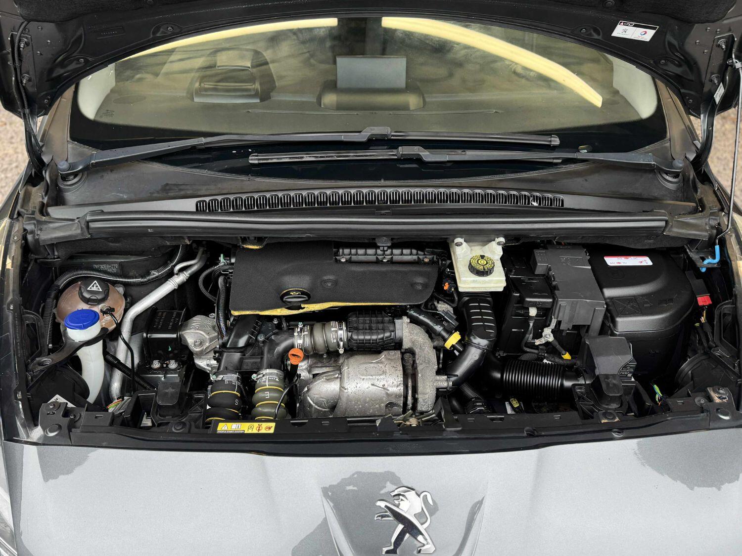 Used Peugeot 5008 2015 for sale - 76293182: Photo 20