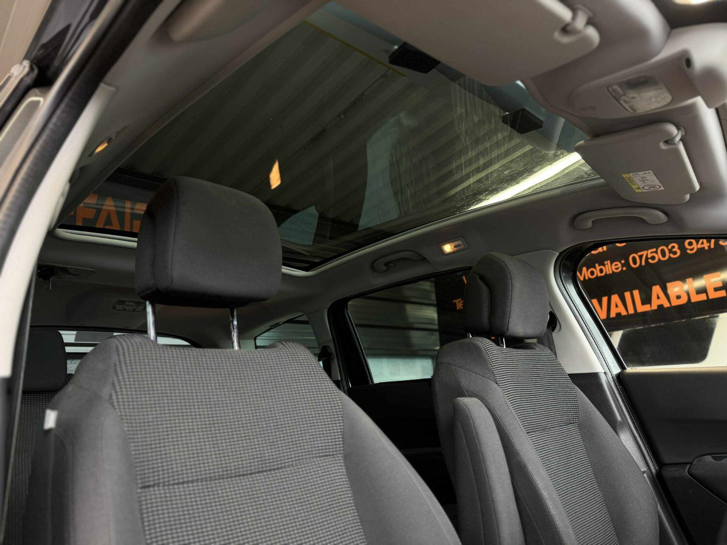 Used Peugeot 5008 2015 for sale - 76293182: Photo 28