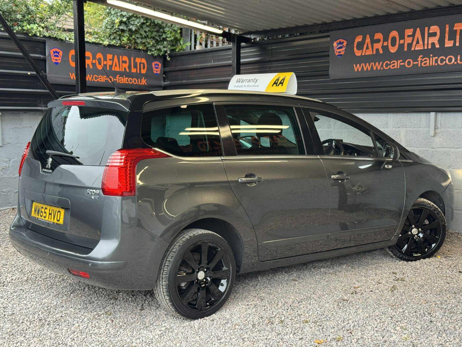 Used Peugeot 5008 2015 for sale - 76293182: Photo 6