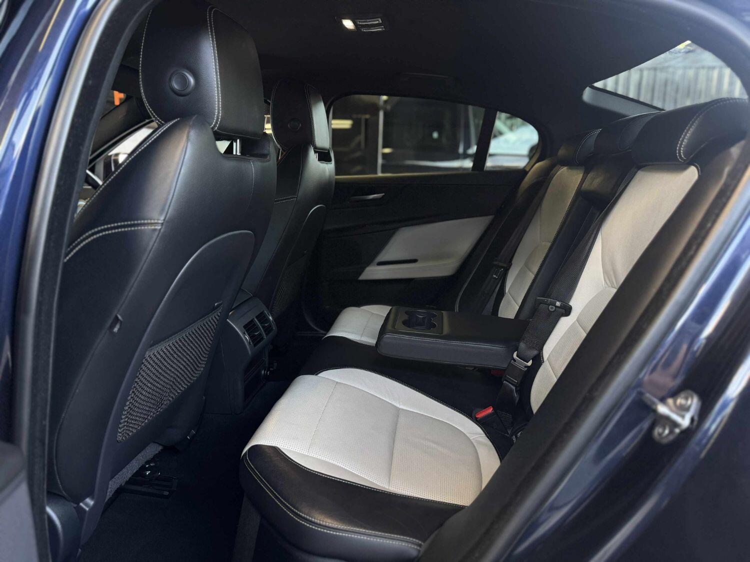 Used Jaguar XE 2018 for sale - 76164478: Photo 18
