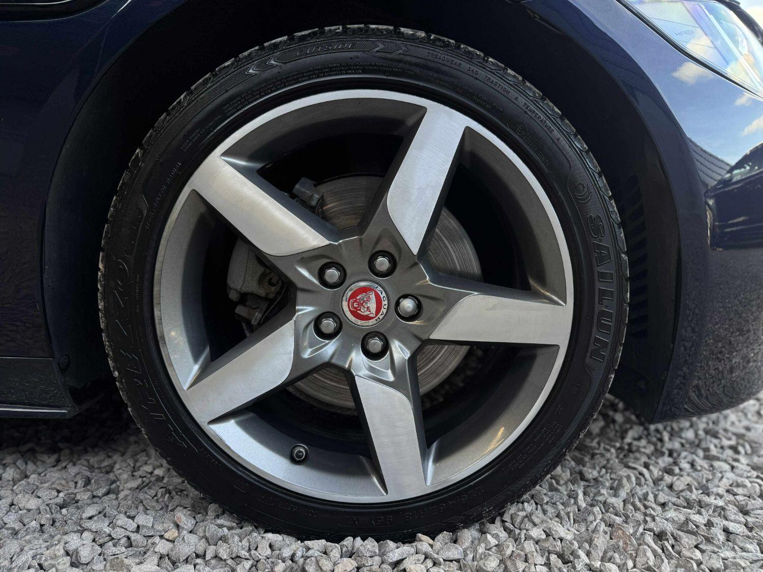Used Jaguar XE 2018 for sale - 76164478: Photo 34