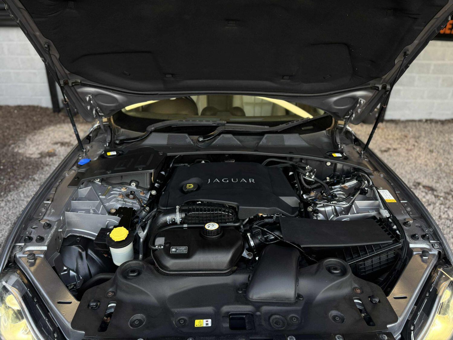 Used Jaguar XJ 2013 for sale - 76769406: Photo 20