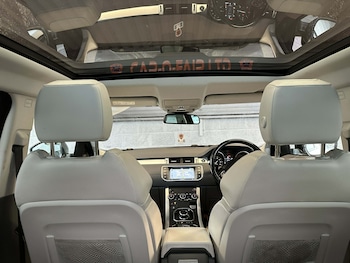 Used Land Rover Range Rover Evoque 2016 for sale - 76666080: Photo