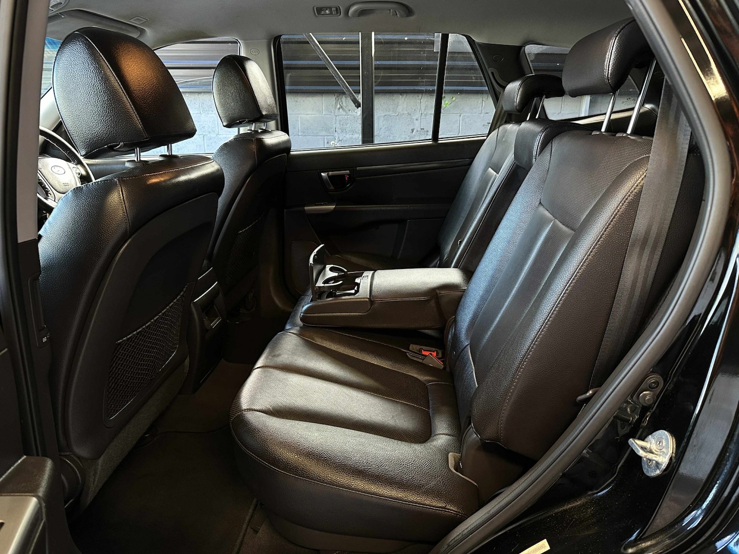 Used Hyundai Santa Fe 2012 for sale - 76793522: Photo 17