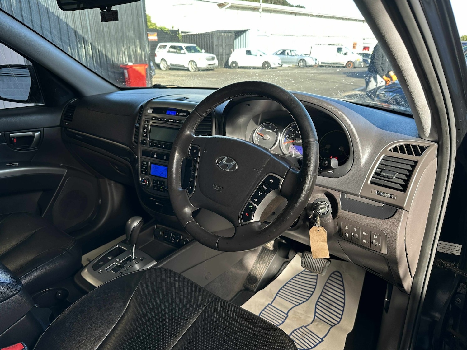 Used Hyundai Santa Fe 2012 for sale - 76793522: Photo 26