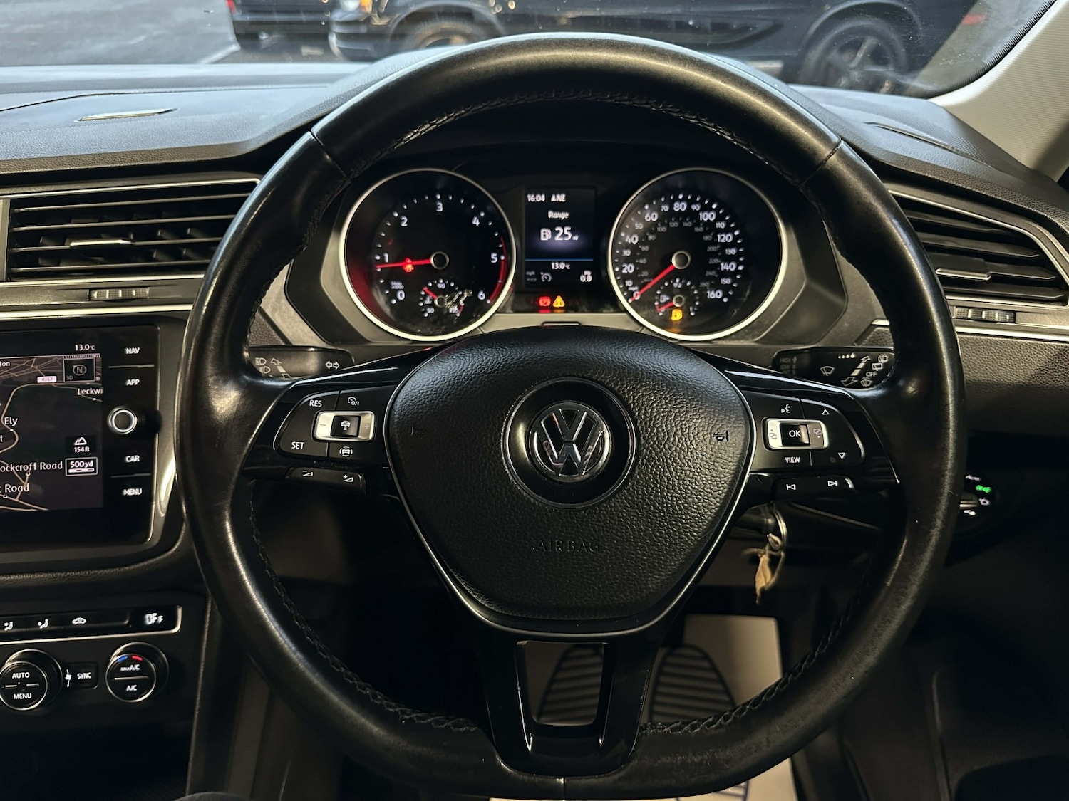 Used Volkswagen Tiguan 2018 for sale - 76863786: Photo 11
