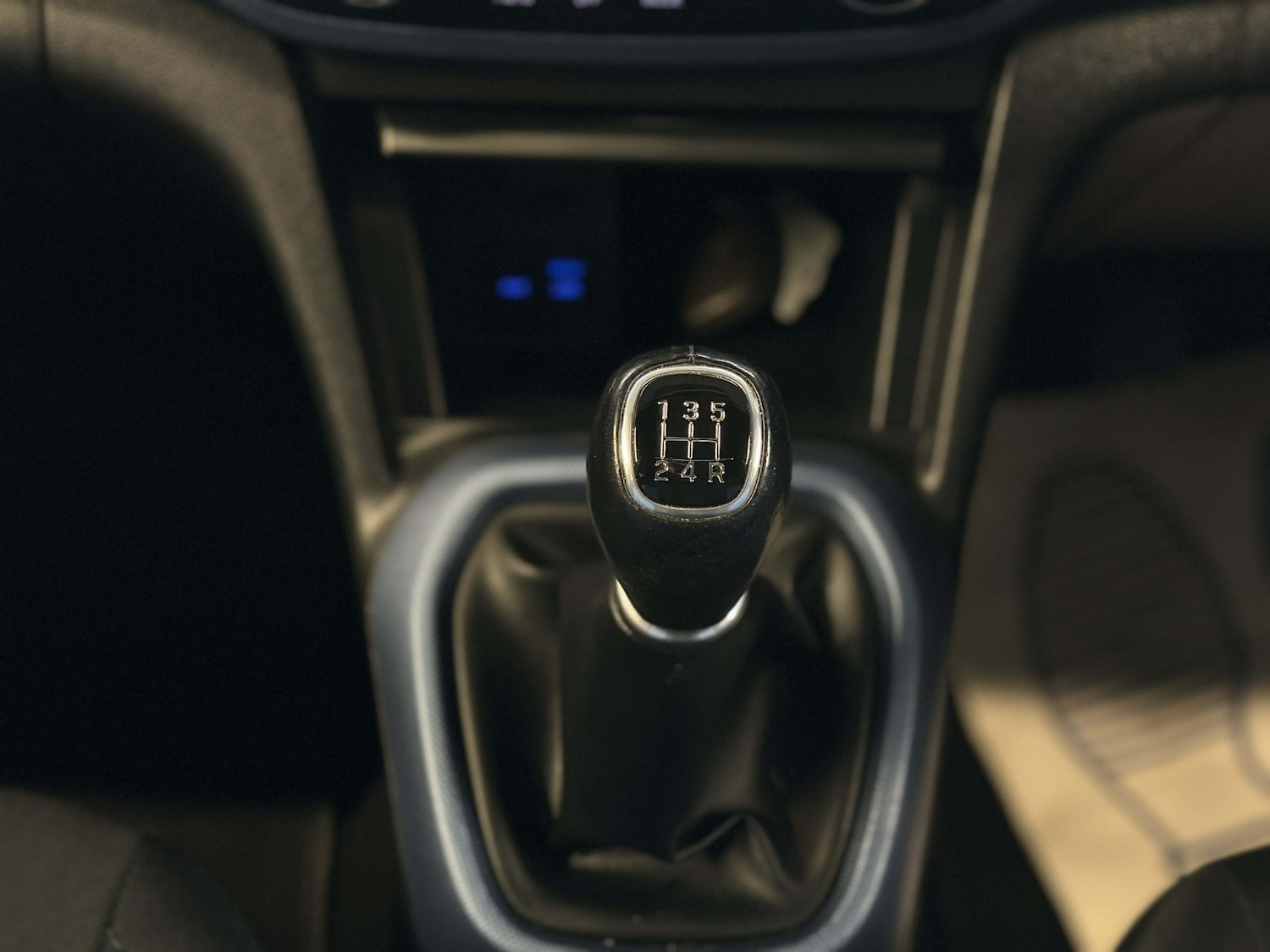 Used Hyundai i10 2017 for sale - 77478145: Photo 16