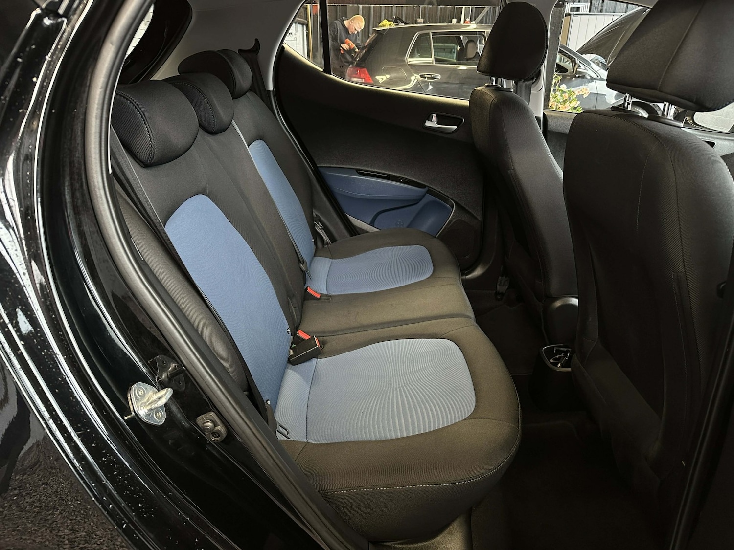 Used Hyundai i10 2017 for sale - 77478145: Photo 17