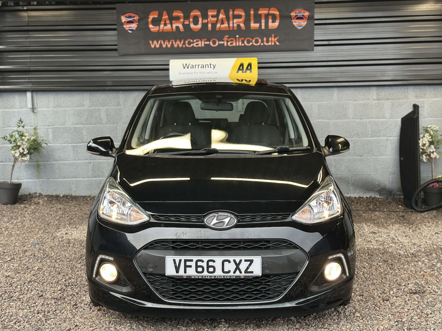 Used Hyundai i10 2017 for sale - 77478145: Photo 2