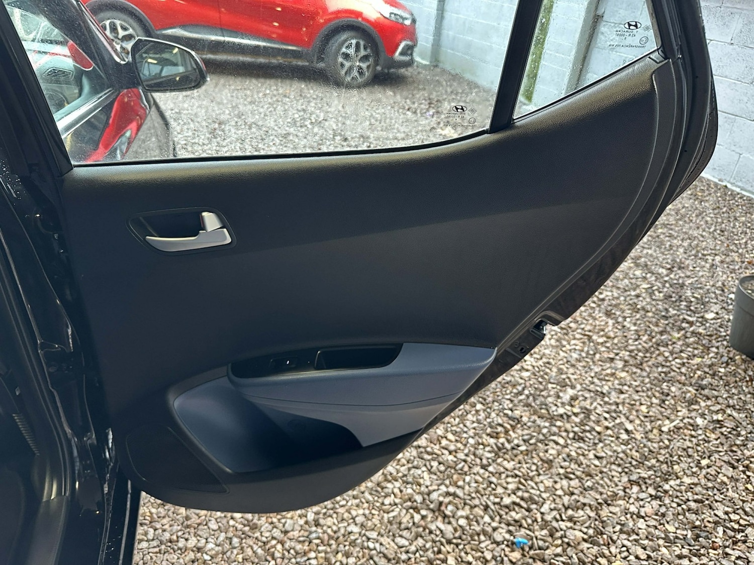 Used Hyundai i10 2017 for sale - 77478145: Photo 32