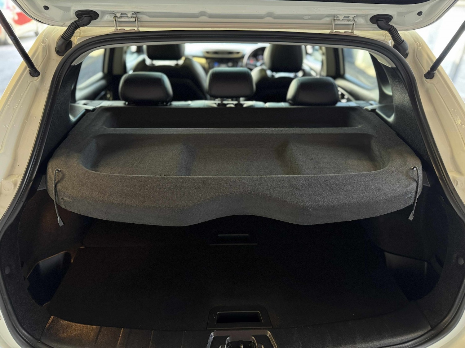 Used Nissan Qashqai 2017 for sale - 76397108: Photo 19