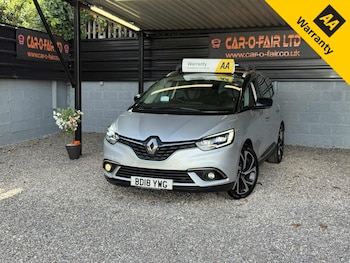Used Renault Grand Scenic 2018 for sale - 75856269: Photo