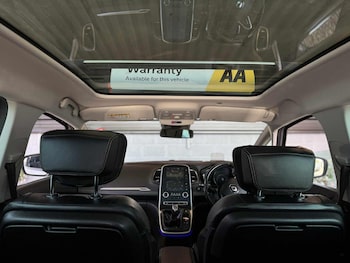 Used Renault Grand Scenic 2018 for sale - 75856269: Photo