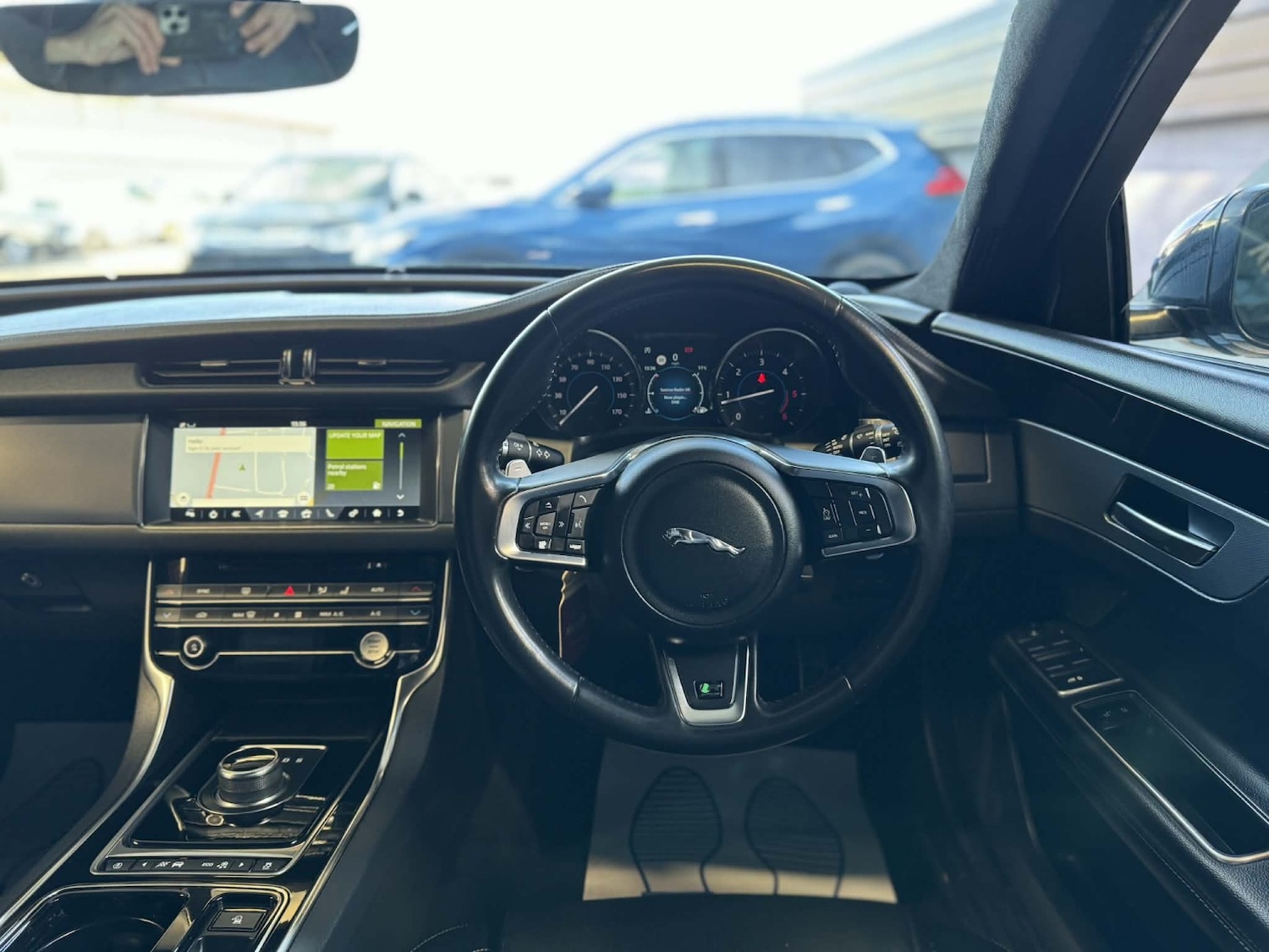Used Jaguar XF 2019 for sale - 78057118: Photo 11