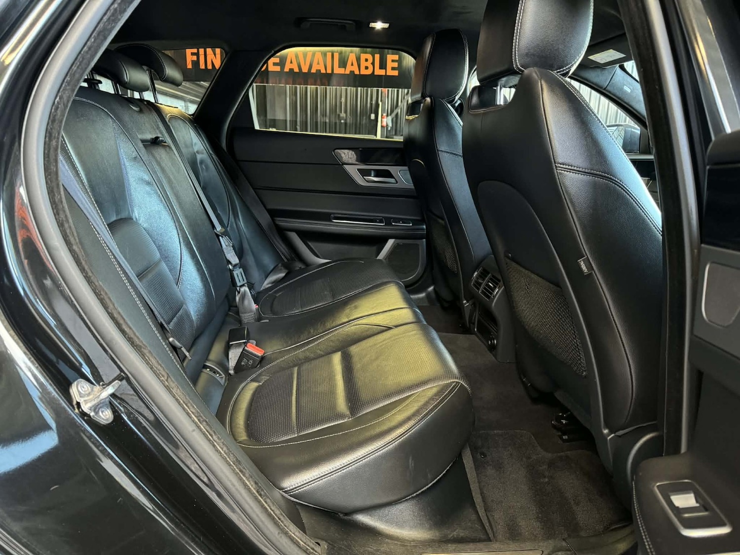 Used Jaguar XF 2019 for sale - 78057118: Photo 17