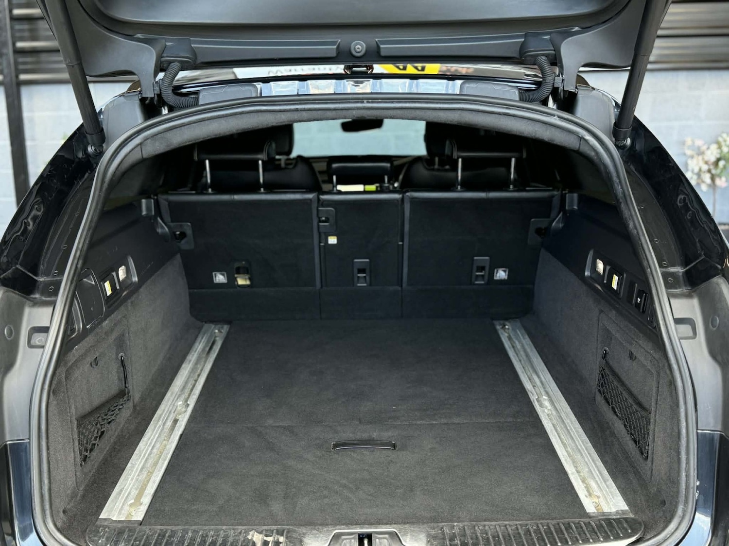 Used Jaguar XF 2019 for sale - 78057118: Photo 19