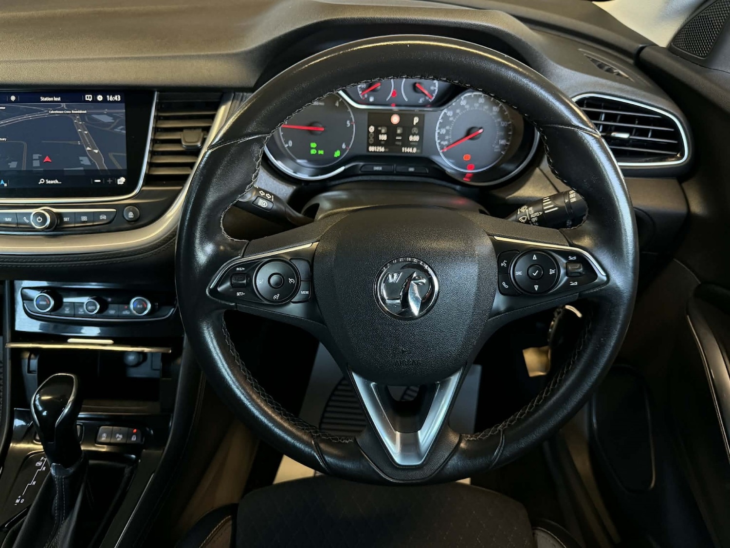 Used Vauxhall Grandland X 2018 for sale - 77954060: Photo 11