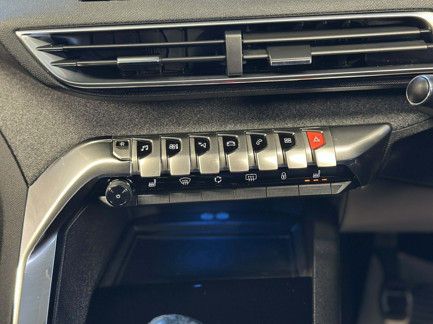 Used Peugeot 5008 2017 for sale - 76848701: Photo 16