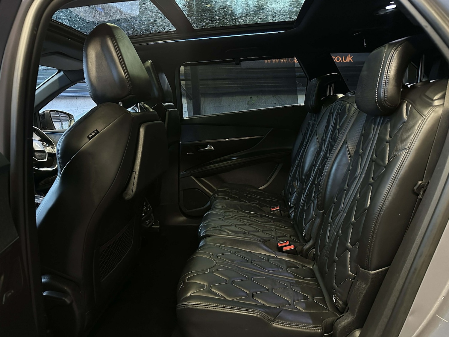 Used Peugeot 5008 2017 for sale - 76848701: Photo 17