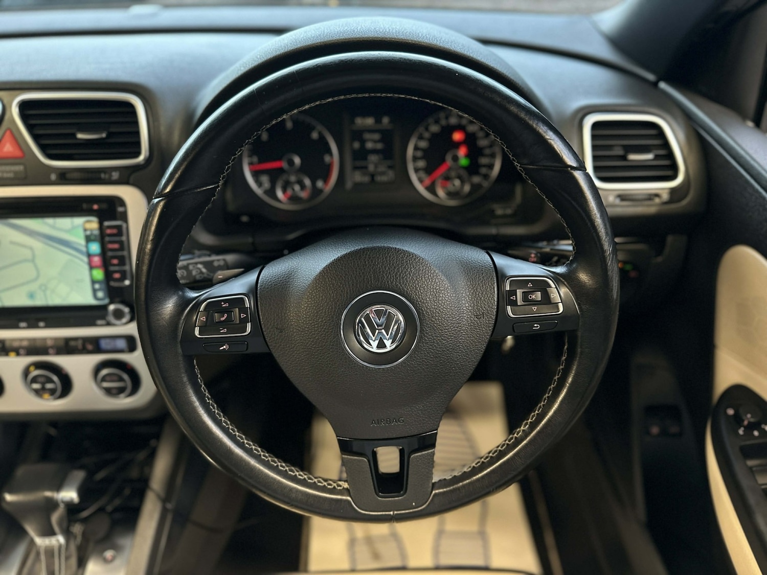 Used Volkswagen EOS 2010 for sale - 77020554: Photo 12