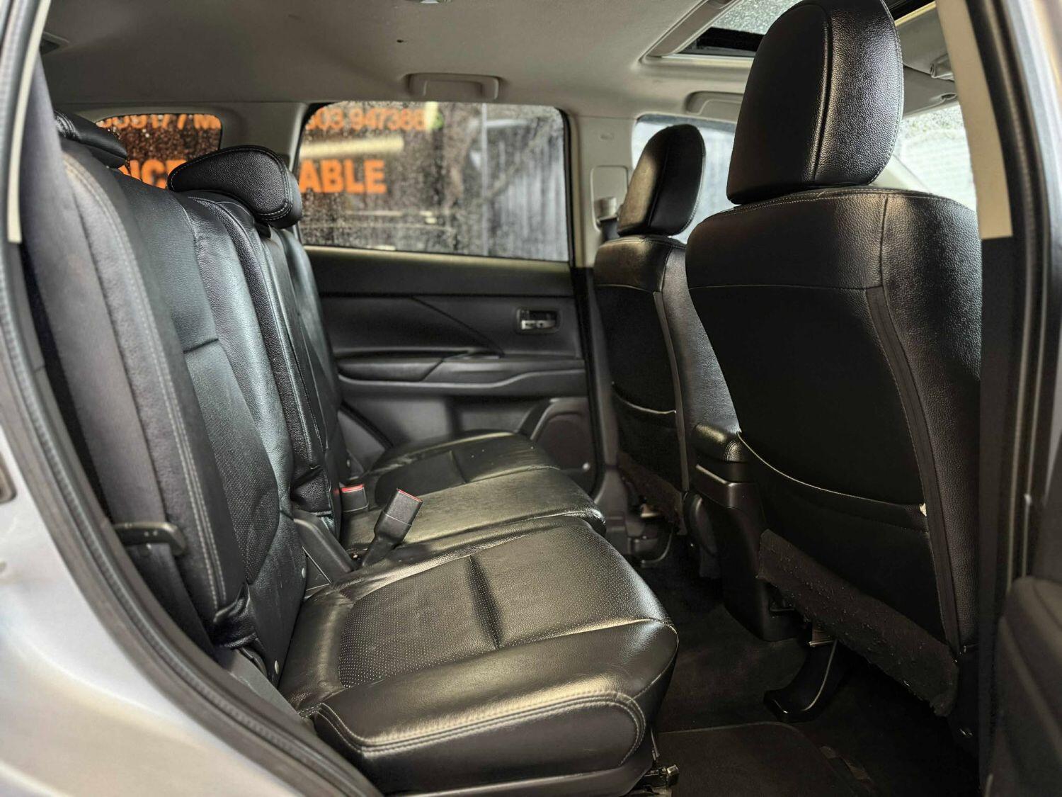 Used Mitsubishi Outlander 2014 for sale - 76058183: Photo 17