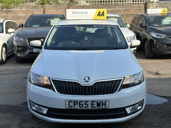 Used Skoda Rapid 2015 for sale - 75033423: Photo