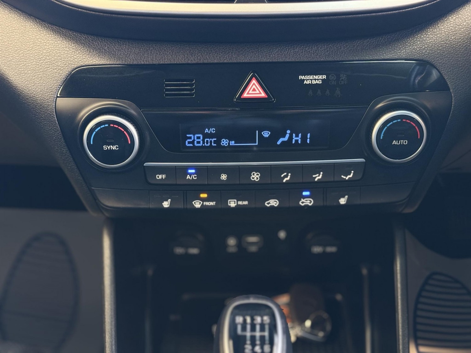 Used Hyundai TUCSON 2018 for sale - 77008097: Photo 28