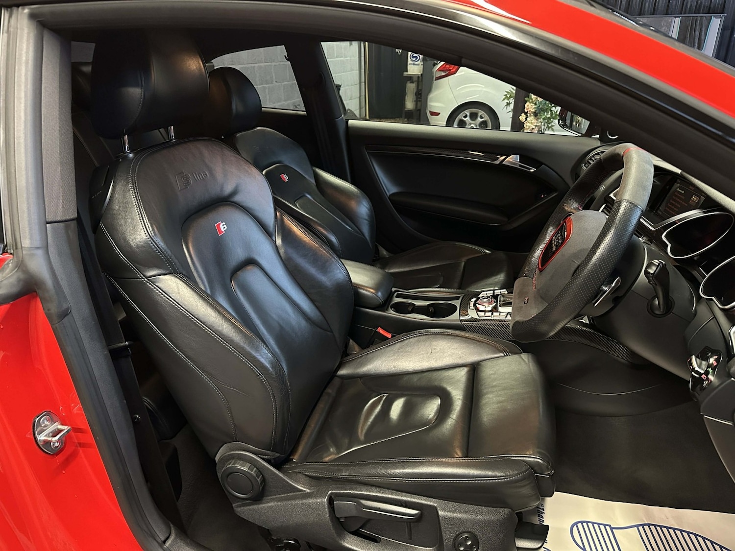 Used Audi RS5 2011 for sale - 76631482: Photo 29