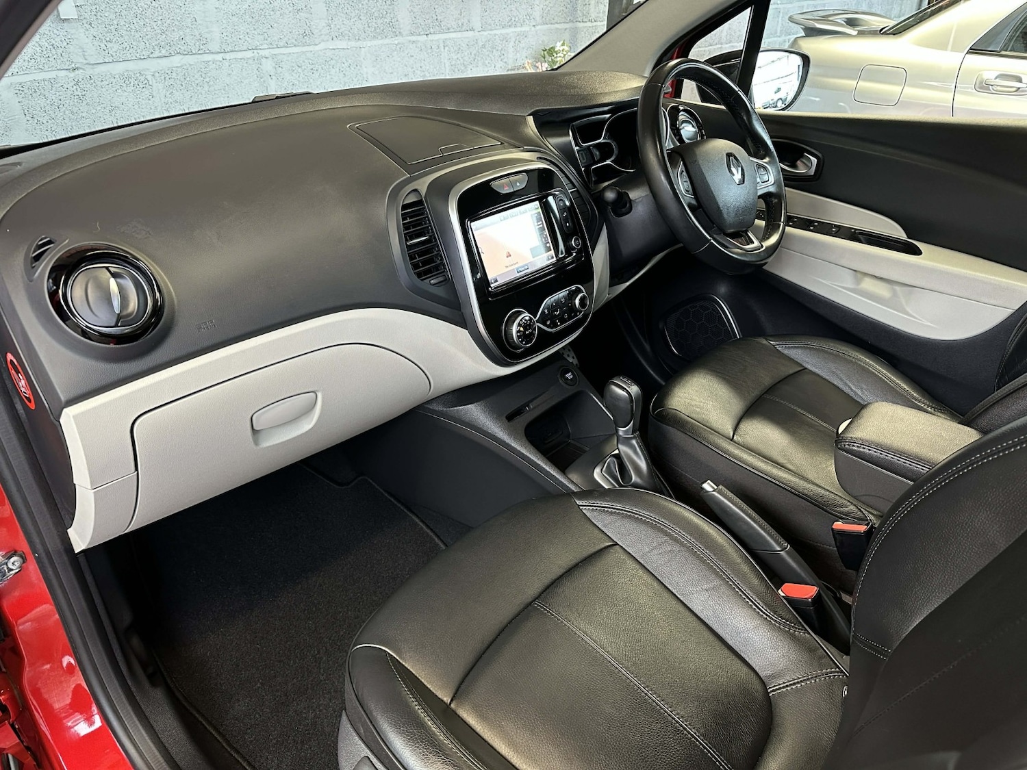 Used Renault Captur 2019 for sale - 77478115: Photo 28