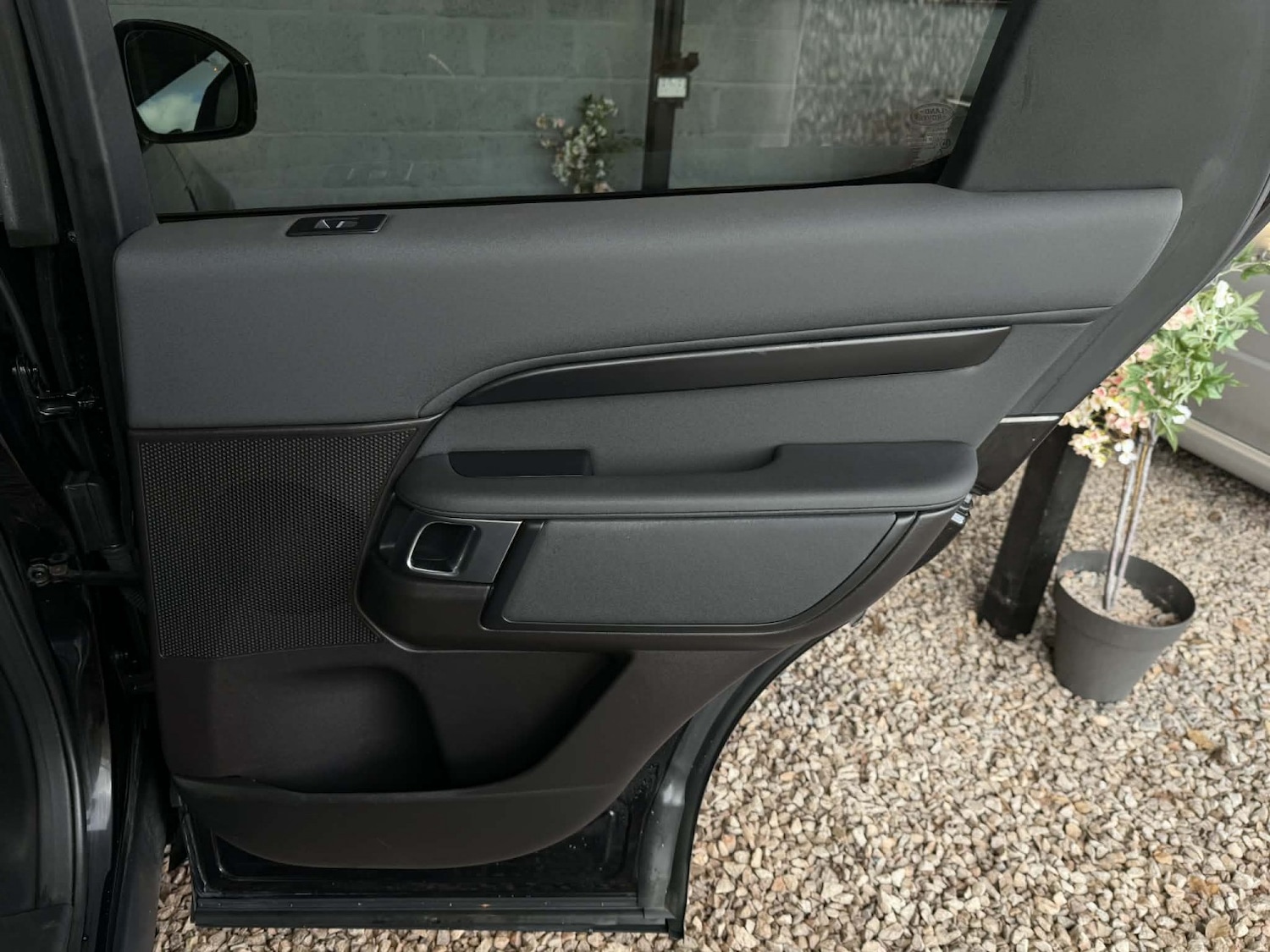 Used Land Rover Discovery 2018 for sale - 77632397: Photo 39