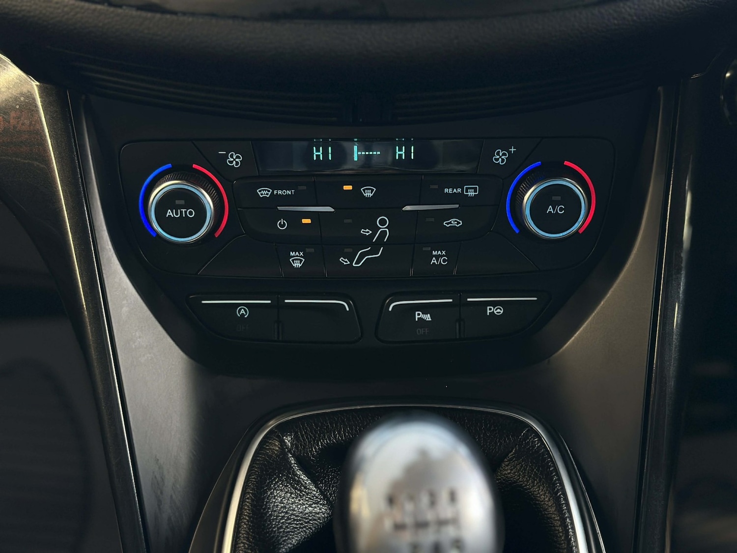 Used Ford Kuga 2019 for sale - 76935296: Photo 14