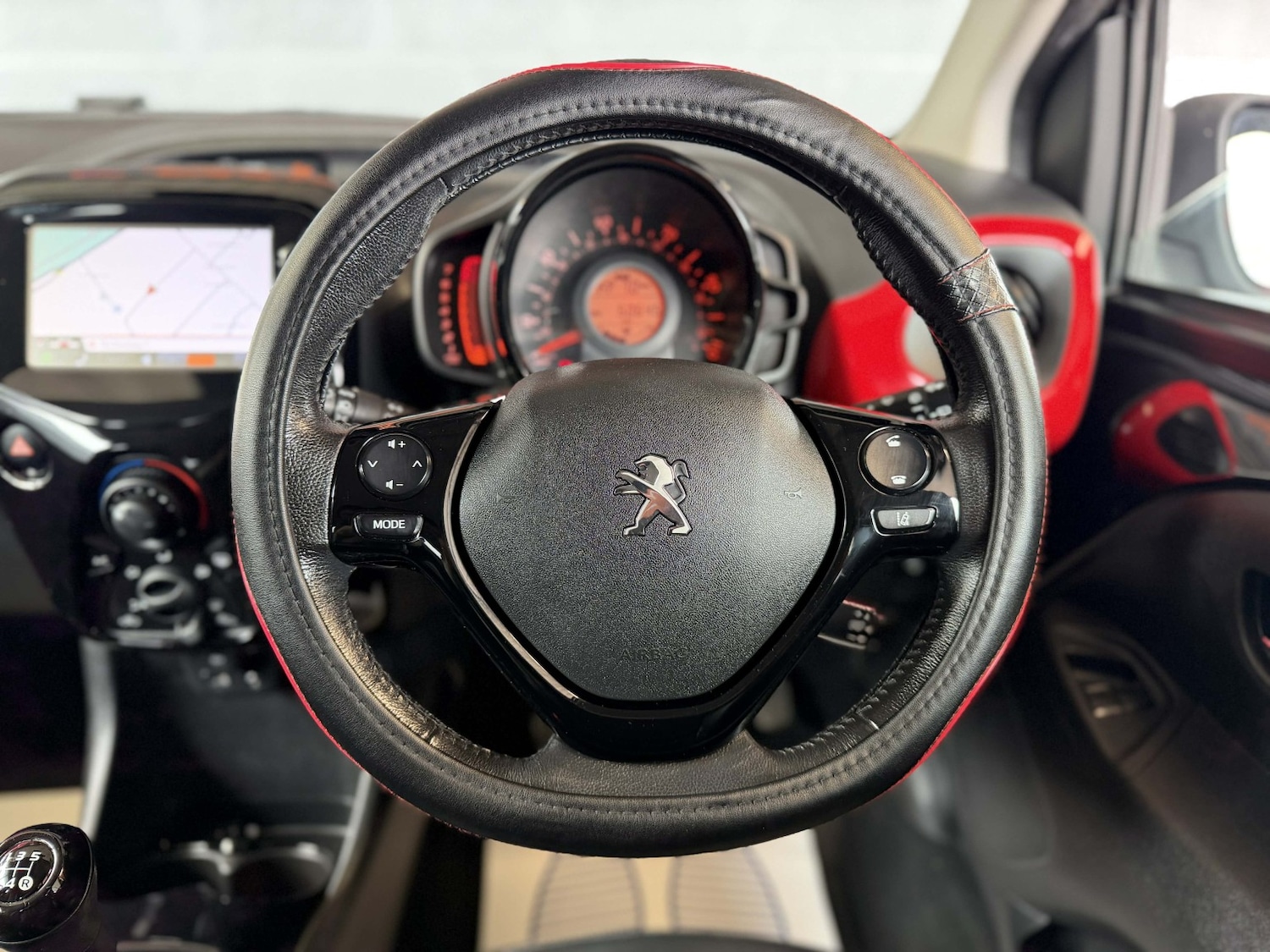 Used Peugeot 108 2017 for sale - 78219585: Photo 11