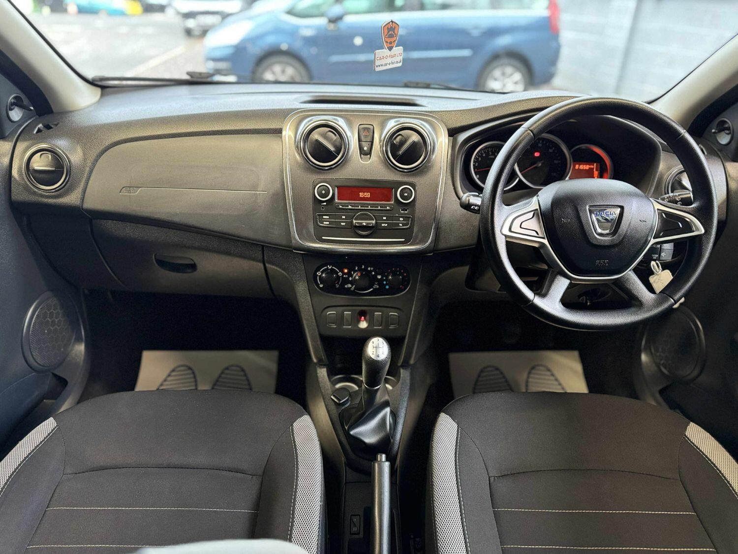 Used Dacia Sandero Stepway 2017 for sale - 76019653: Photo 10