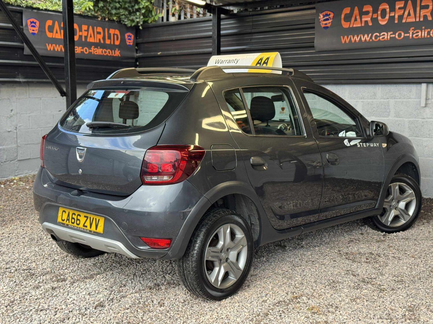 Used Dacia Sandero Stepway 2017 for sale - 76019653: Photo 5