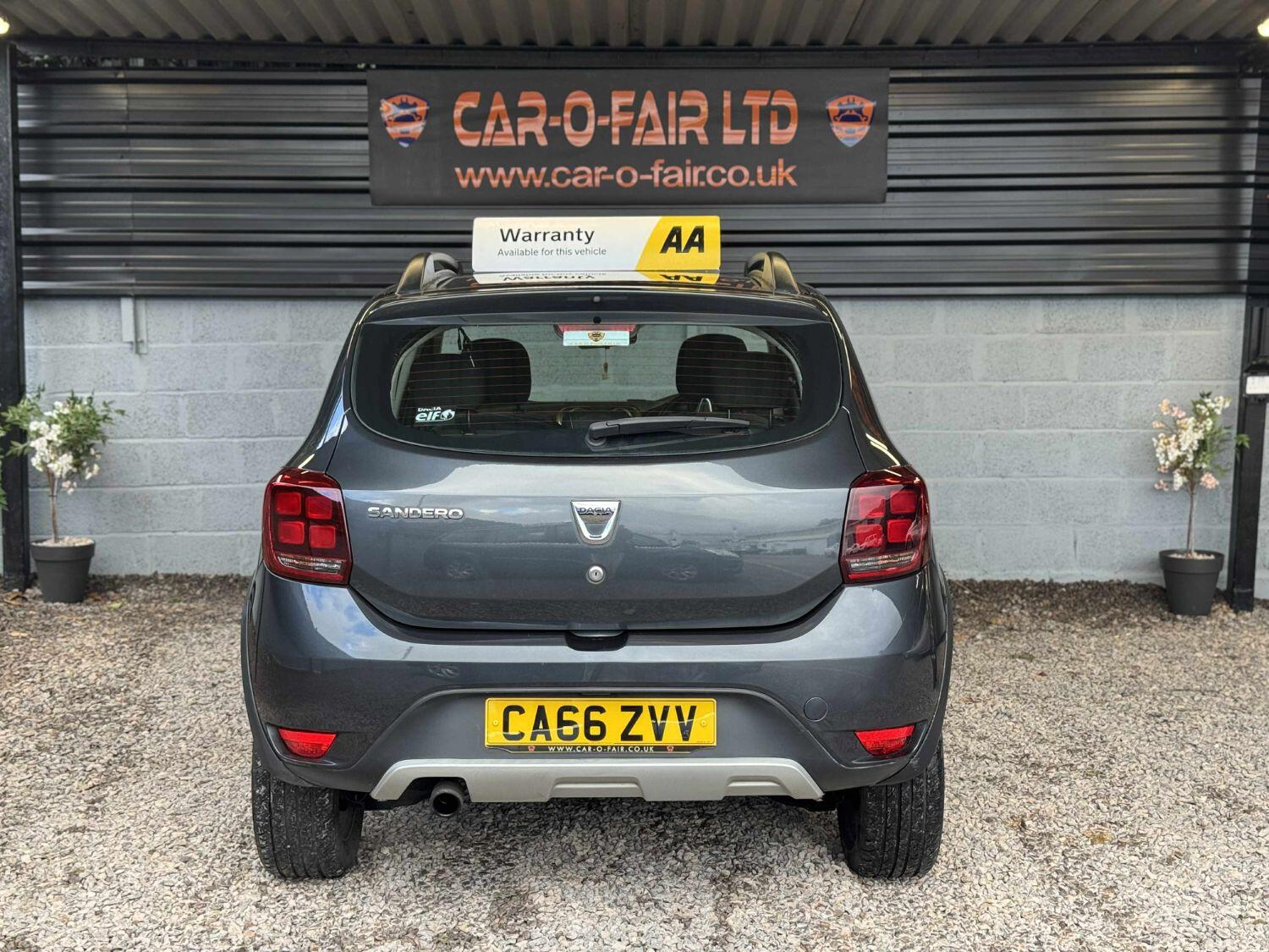 Used Dacia Sandero Stepway 2017 for sale - 76019653: Photo 6