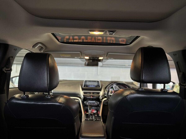 Used Mitsubishi Eclipse Cross 2018 for sale - 75740430: Photo 9