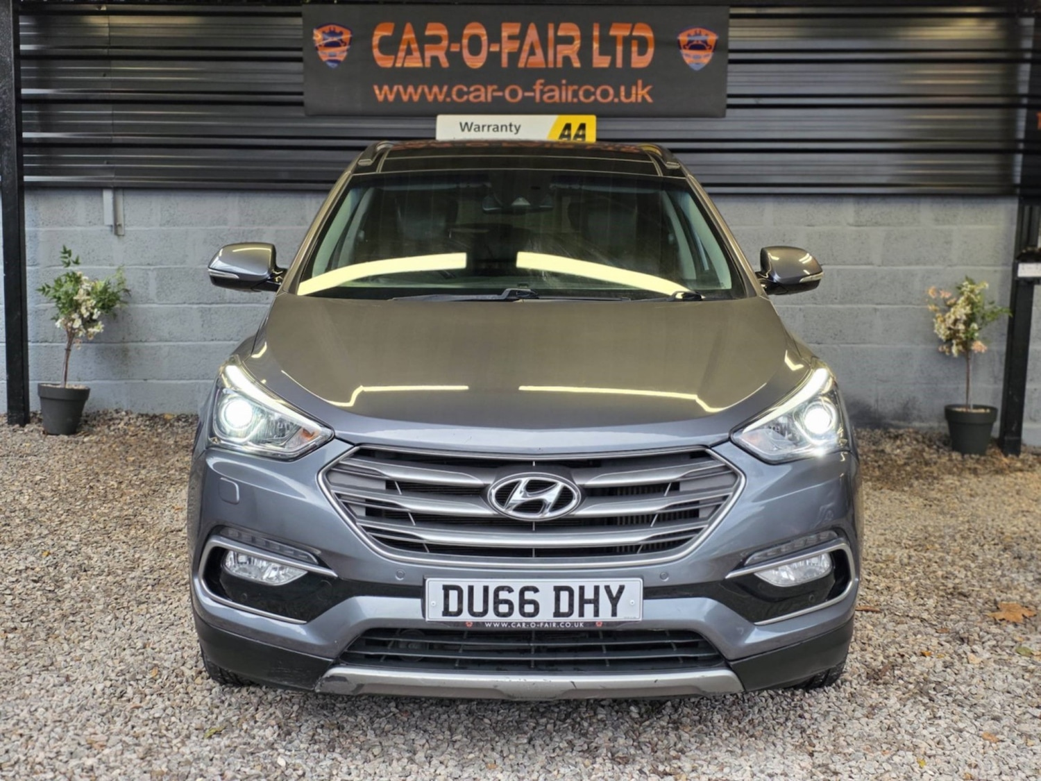 Used Hyundai Santa Fe 2016 for sale - 76935354: Photo 3