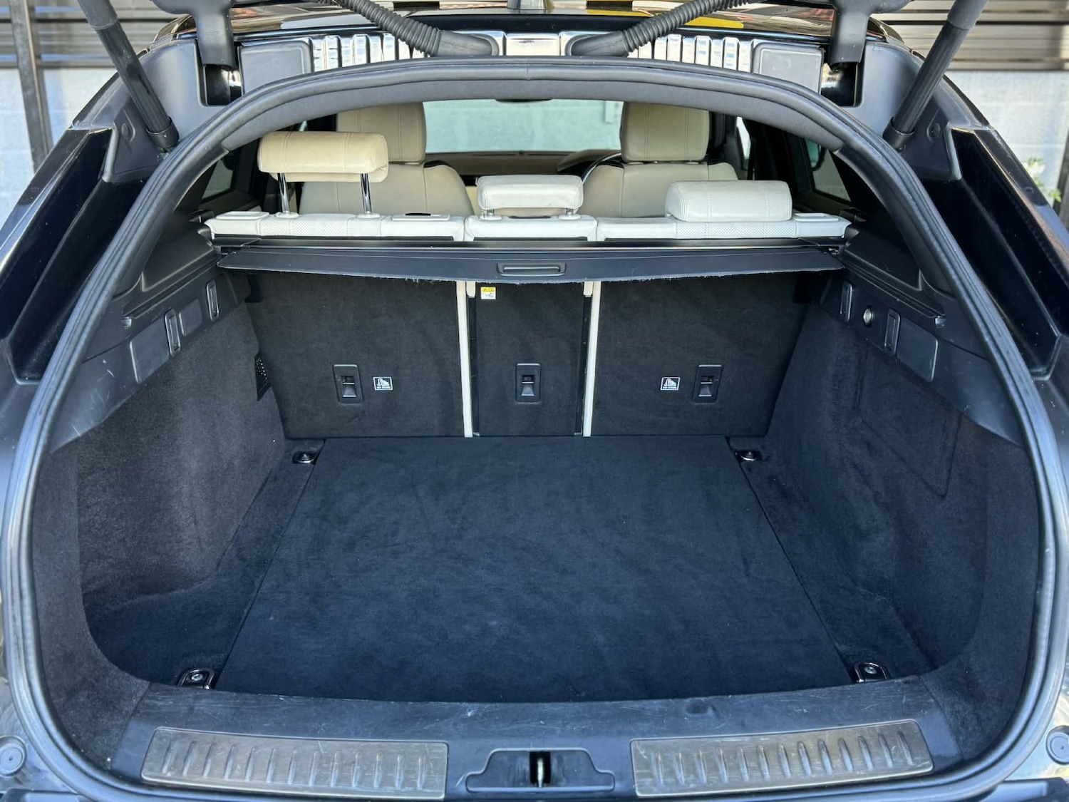 Used Land Rover Range Rover Velar 2018 for sale - 78018343: Photo 19